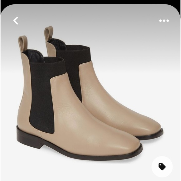 The Italian Leather Square Toe Chelsea Boot Size: 10.5 Cream - Picture 12 of 12